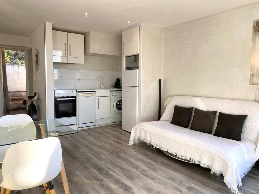 Tusquets - Apartamento Con Vistas Al Mar 卡达克斯 外观 照片